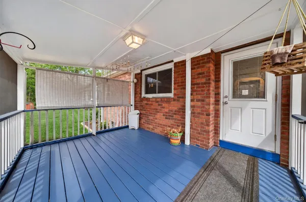 $385,000 | 15 Hy Vue Drive, Newburgh, NY 12550