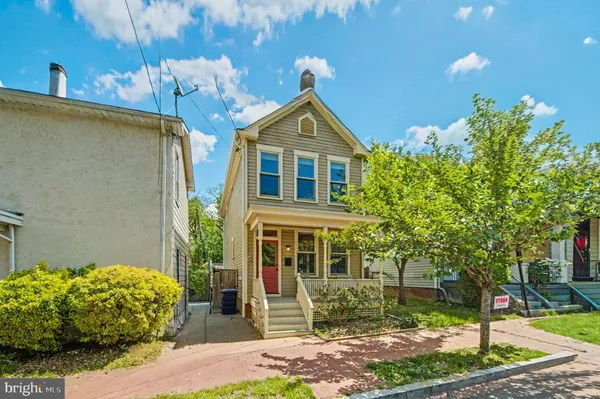 $549,000 | 2010 14th Street Southeast, Washington, DC 20020