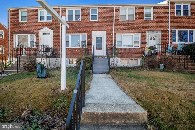 $2,500 | 934 Palladi Drive, Halethorpe, MD 21227