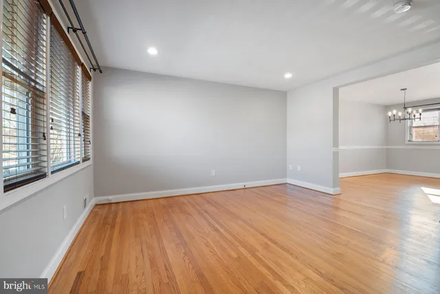 $2,500 | 934 Palladi Drive, Halethorpe, MD 21227