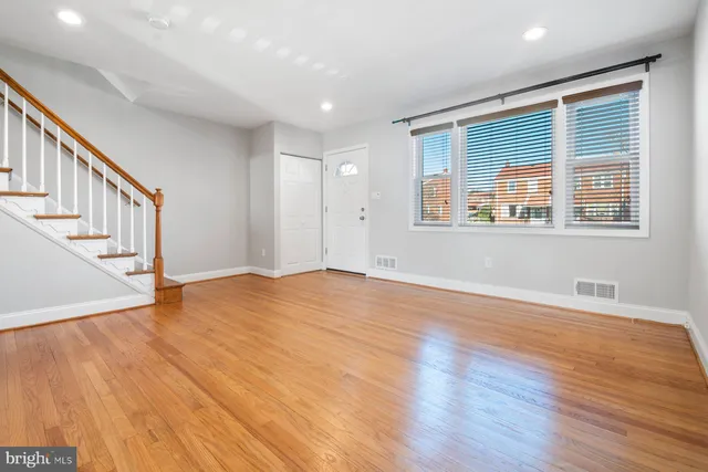 $2,500 | 934 Palladi Drive, Halethorpe, MD 21227