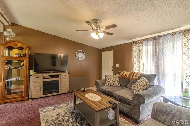 $215,000 | 2803 Highway Oo Rolla Mo 65401, Rolla, MO 65401