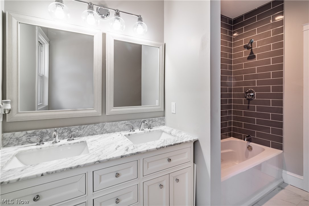 3151 Sycamore Road Cleveland, OH 44118 - Photo 24 of 33