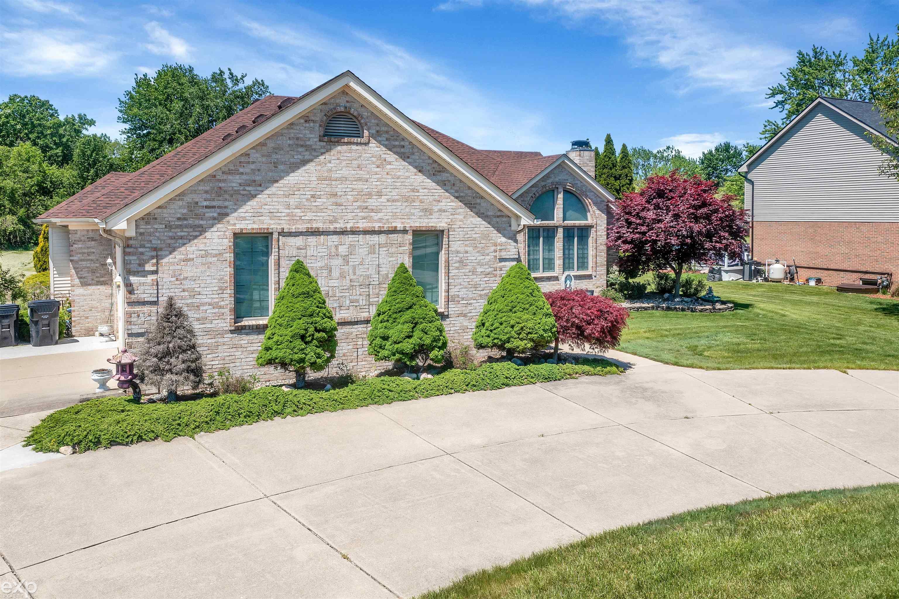 23890 Hall Road Woodhaven, MI 48183 - Photo 15 of 39