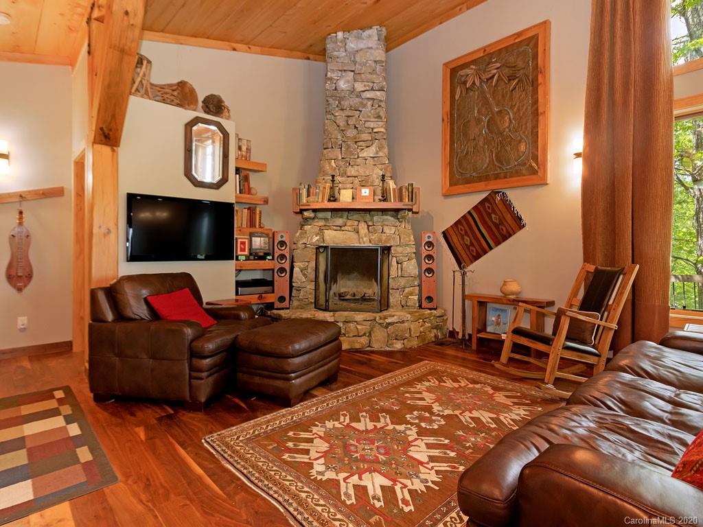 239 Lone Hickory Road Brevard, NC 28712 - Photo 9 of 44 Gallery Image 9