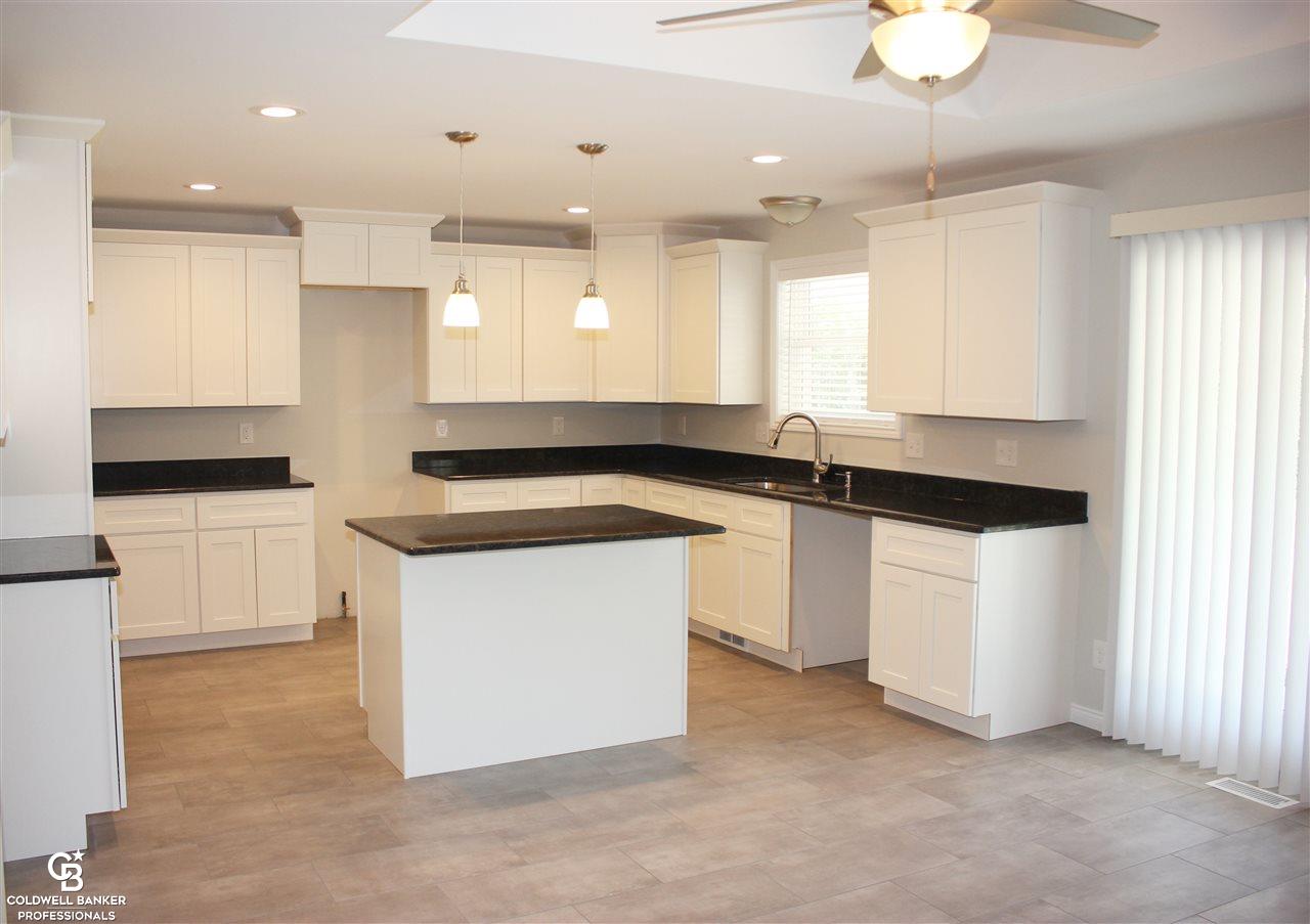 4888 Glover Road Almont, MI 48003 - Photo 22 of 54 31385513-21.JPG
