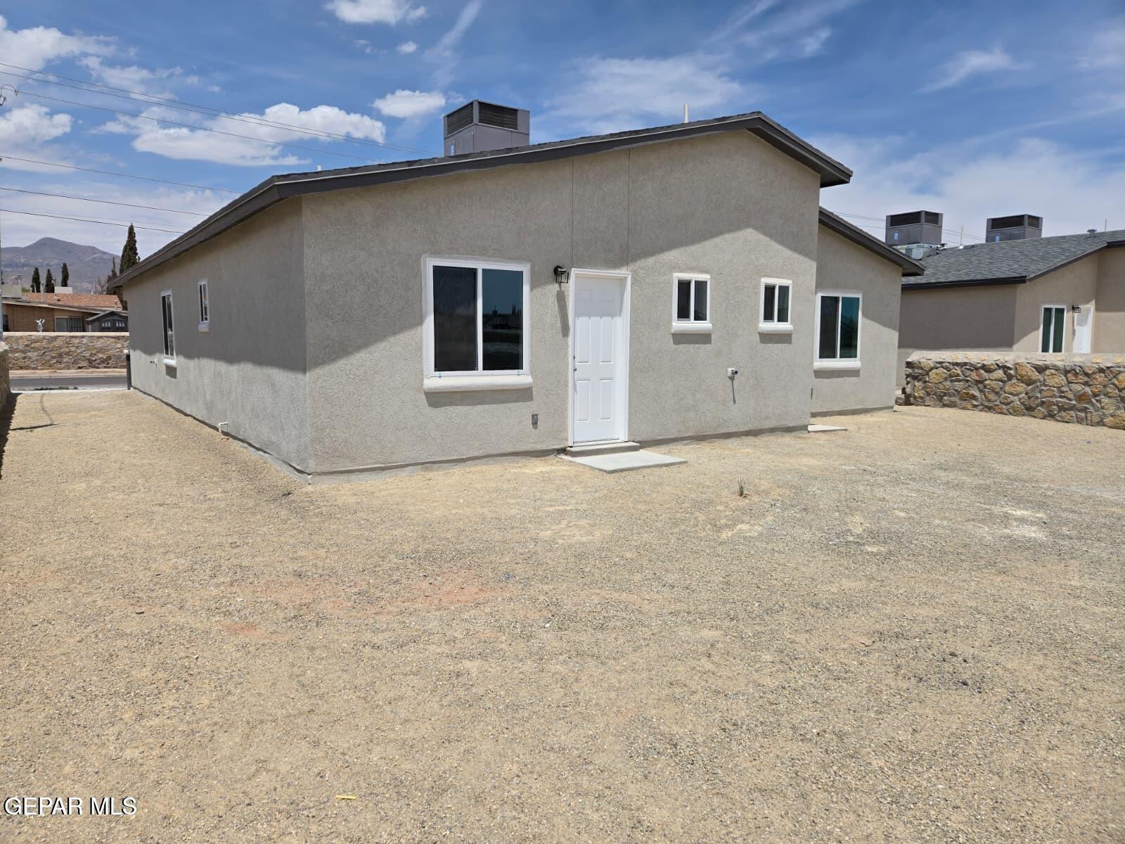 131 Polo Inn Road El Paso, TX 79915 - Photo 6 of 7 backyard_pic