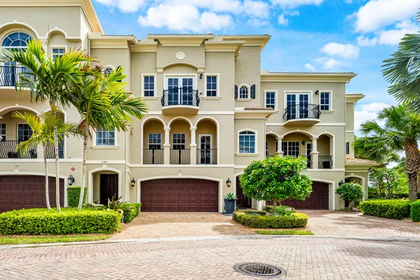 $1,795,000 | 144 Tierra Lane, Unit 11, Jupiter, FL 33477