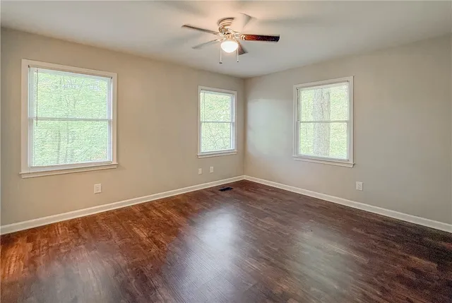 $1,300 | 280 B Starritt Lane, Walhalla, SC 29691