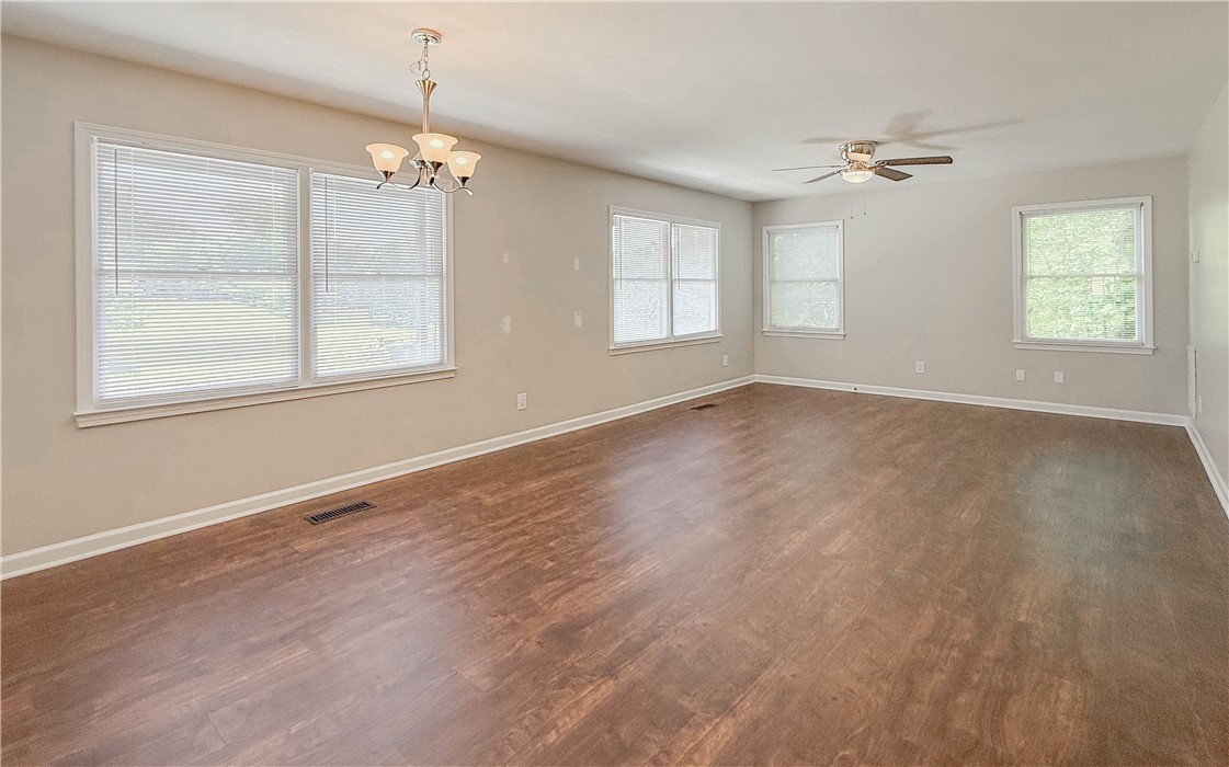 280 B Starritt Lane Walhalla, SC 29691 - Photo 3 of 21