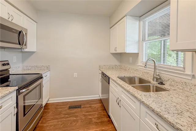 $1,300 | 280 B Starritt Lane, Walhalla, SC 29691