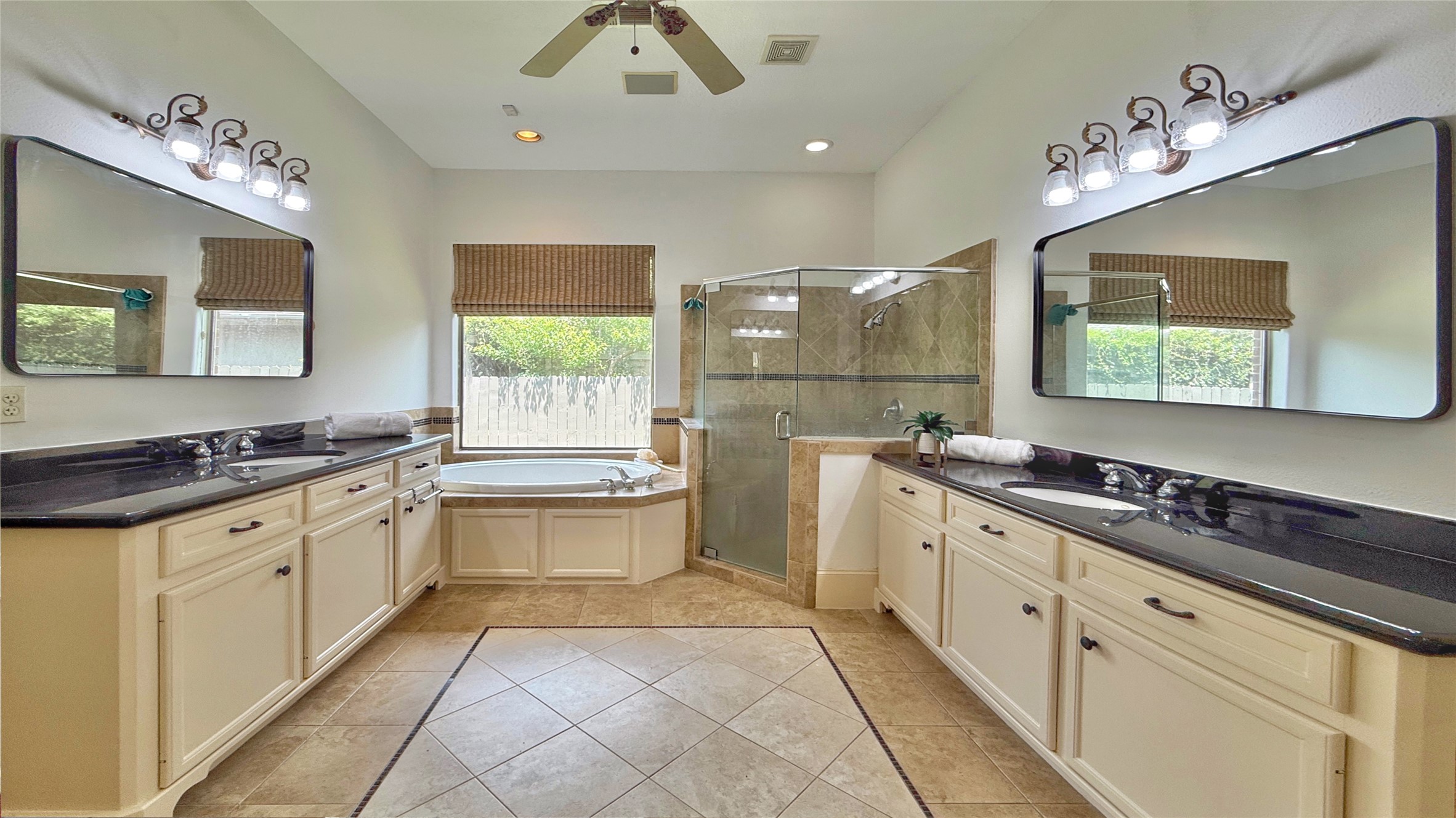 25207 Hideaway Run Drive Spring, TX 77389 - Photo 28 of 49 Primary Bathroom