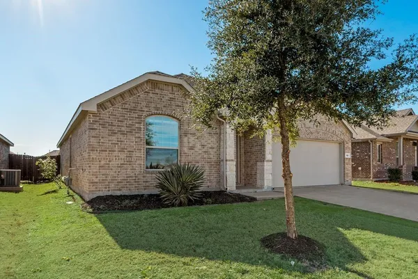 $2,100 | 815 Evergreen Street, Princeton, TX 75407