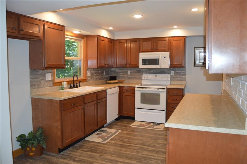 426 Shrine Road Springfield, OH 45504 - Photo 9 of 42