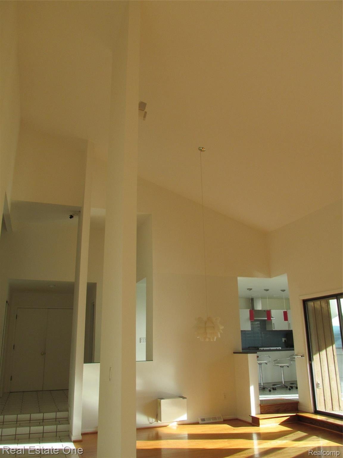4390 Derry Road Bloomfield Hills, MI 48302 - Photo 4 of 81 IMG_1664.JPG