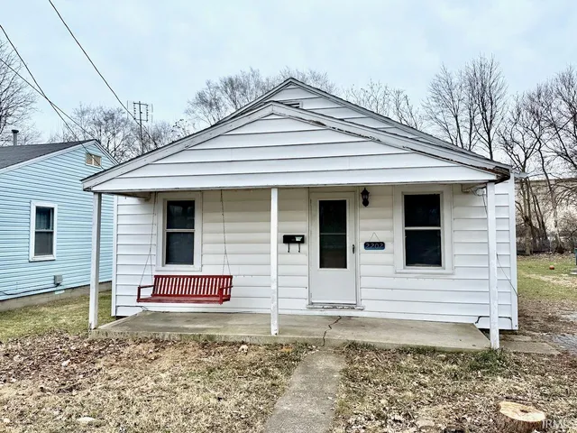 $129,900 | 2202 South Penn Street, Muncie, IN 47302