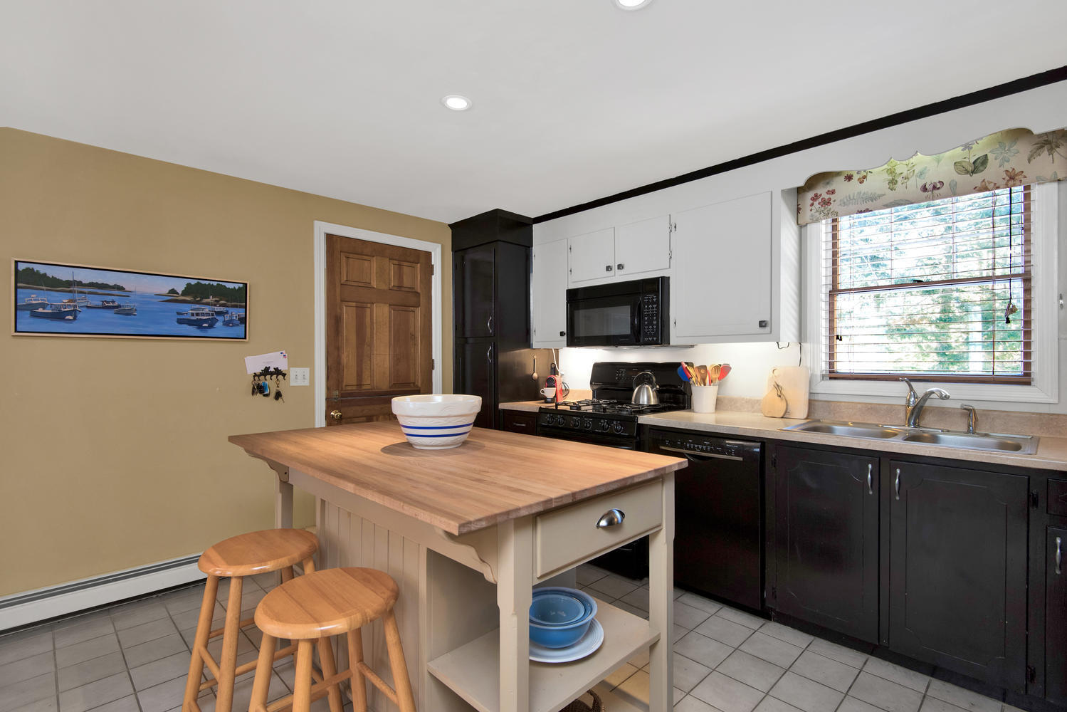 30 Valley Road Cumberland Center, ME 04021 - Photo 13 of 41 30 Valley Rd Cumberland ME-large-013-11-