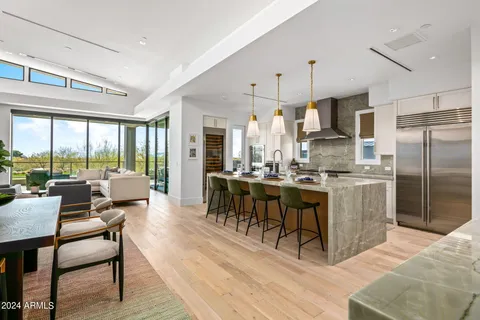 $2,395,000 | 37200 North Cave Creek Road, Unit 2124, Scottsdale, AZ 85262