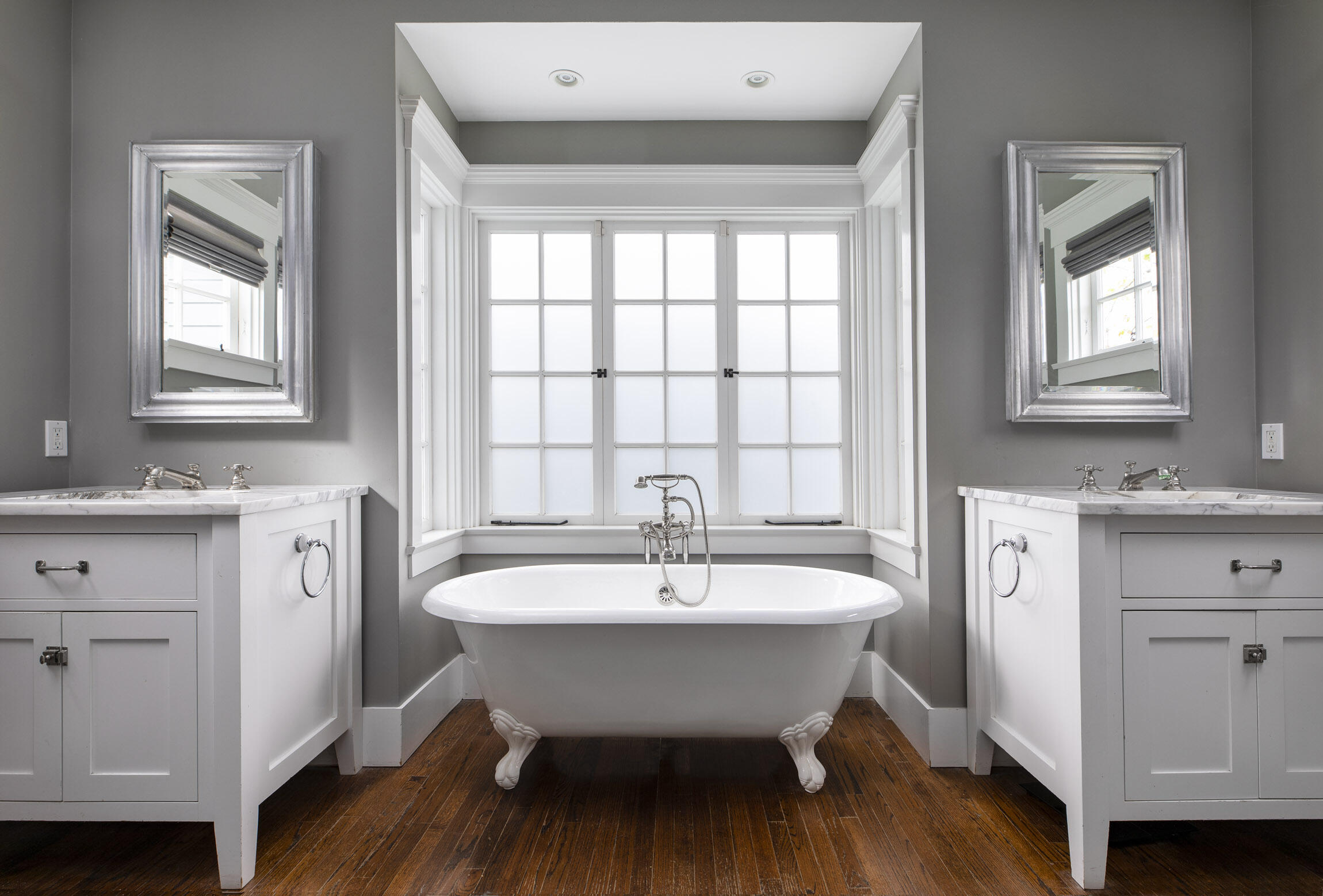 199 Ocean View Avenue Carpinteria, CA 93013 - Photo 12 of 22 a view of a kitchen area with furniture and wooden floor
