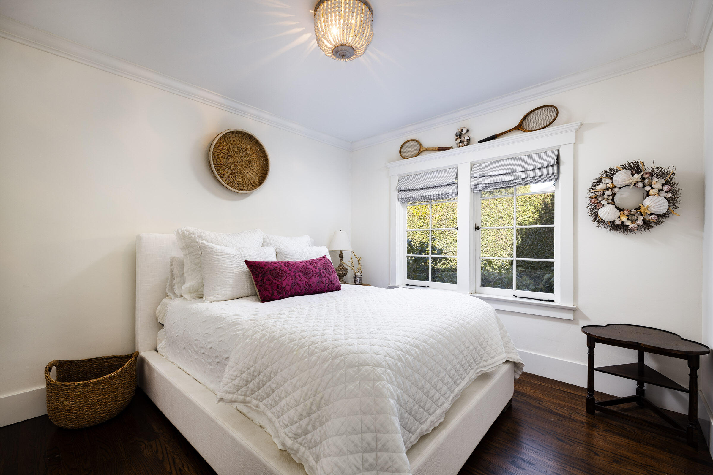 199 Ocean View Avenue Carpinteria, CA 93013 - Photo 15 of 22 a bedroom with a bed and a window