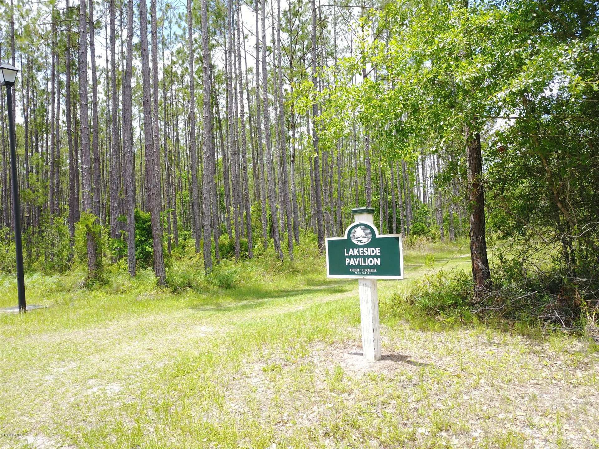 15433 Bullock Bluff Road Bryceville, FL 32009 - Photo 7 of 17 a view of a garden area