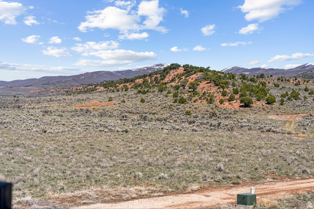 46997 West Thunder Road Fruitland, UT 84027 - Photo 44 of 49 View of mountain backdrop