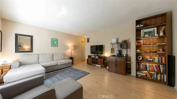 $1,249,999 | 2904 Mary Street, La Crescenta, CA 91214