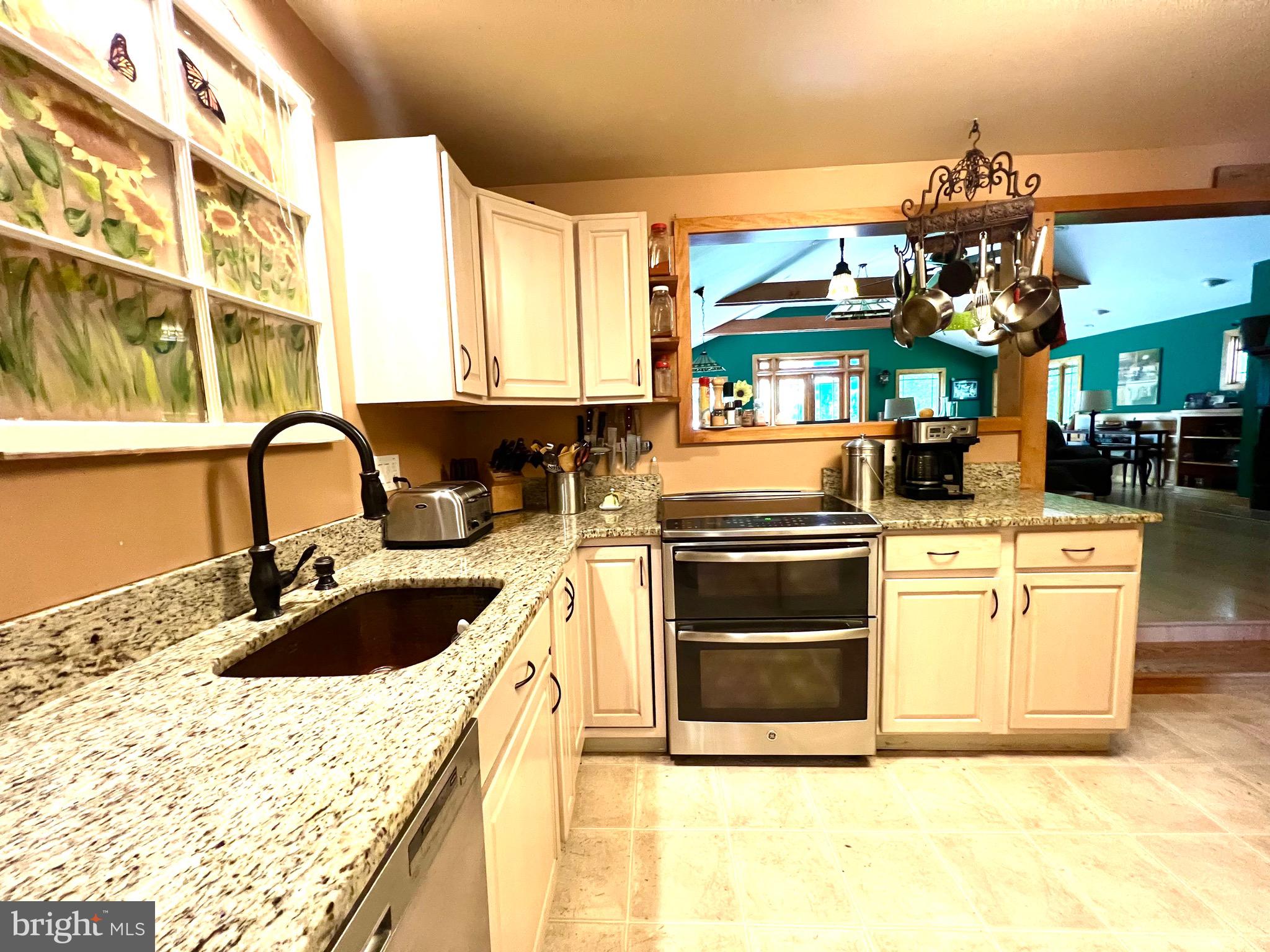 269 Edgebrook Road Hamilton, NJ 08691 - Photo 3 of 21 Kitchen
