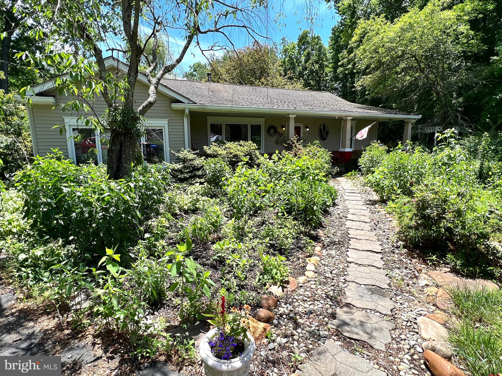 269 Edgebrook Road Hamilton, NJ 08691 - Photo 6 of 21 Stone pathway to the front porch