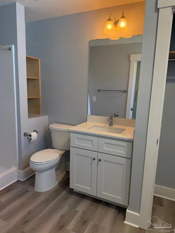 $1,100 | 2051 West Blount Street, Unit 2, Pensacola, FL 32501