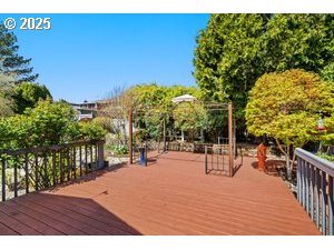 845 Northwest 3rd Street Gresham, OR 97030 - Photo 22 of 32 a view of outdoor space with seating area