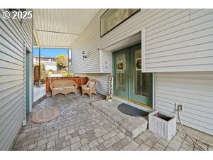 845 Northwest 3rd Street Gresham, OR 97030 - Photo 4 of 32 a backyard of a house with outdoor seating