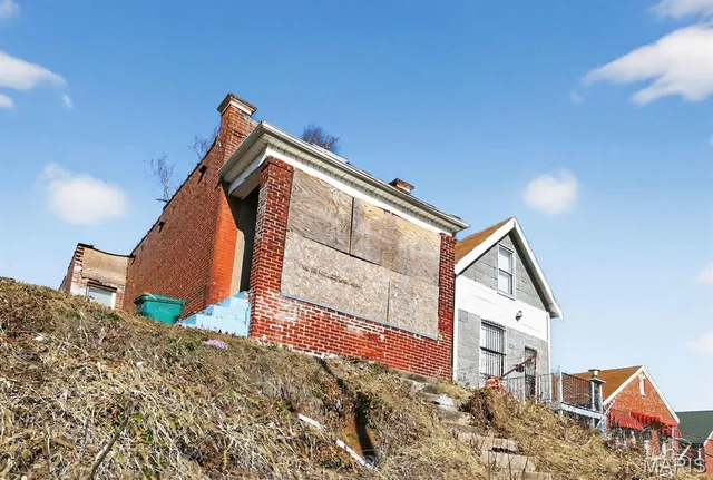 $15,000 | 5049 Ruskin Avenue, St. Louis, MO 63115