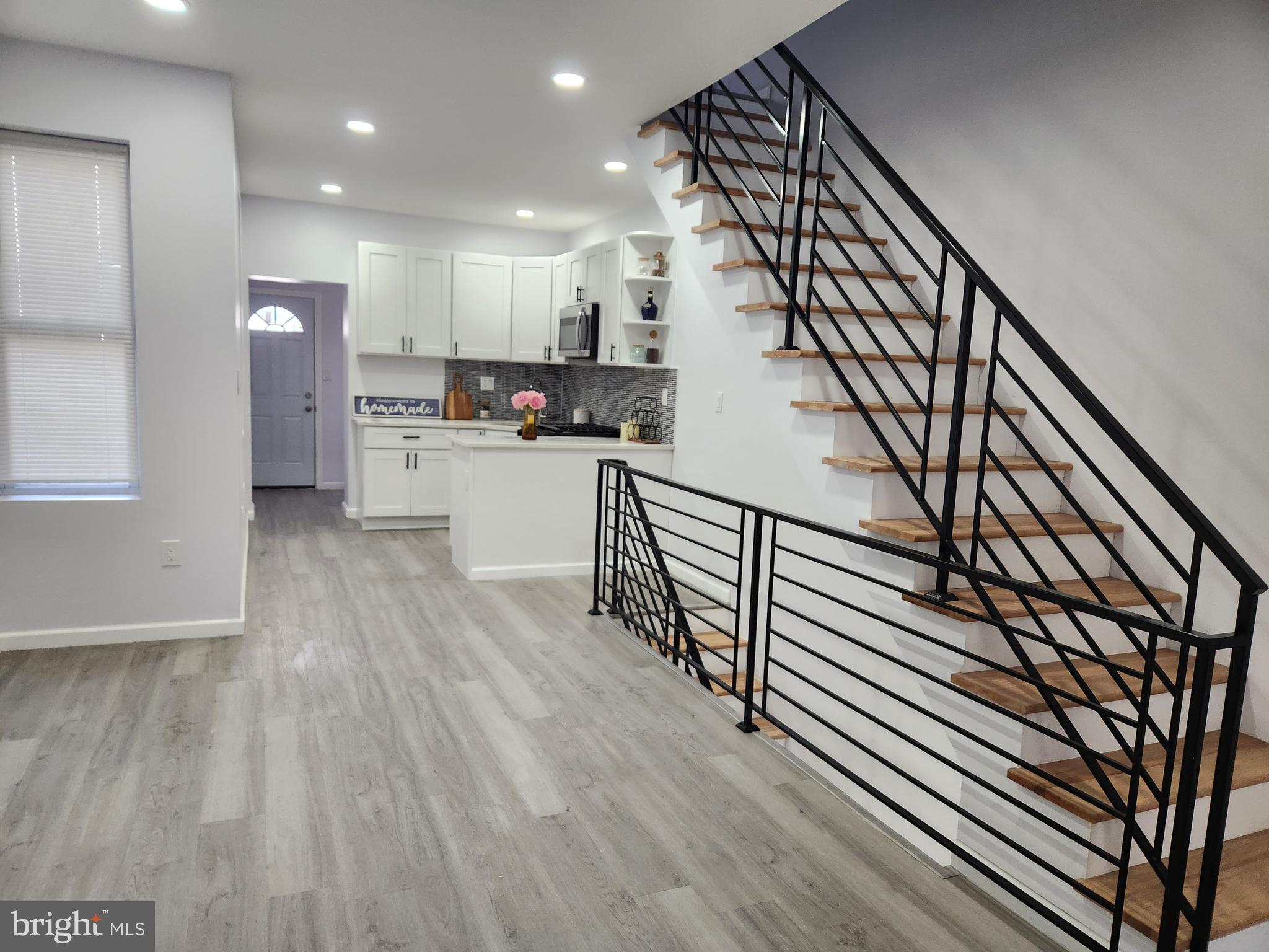 631 Cross Street Philadelphia, PA 19147 - Photo 13 of 41
