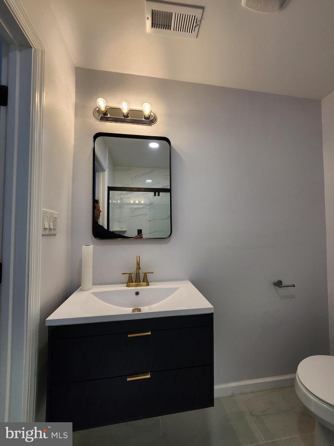 631 Cross Street Philadelphia, PA 19147 - Photo 36 of 41