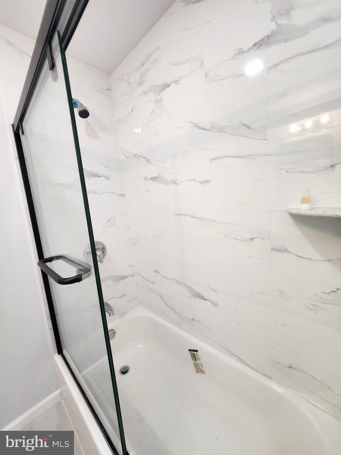 631 Cross Street Philadelphia, PA 19147 - Photo 37 of 41