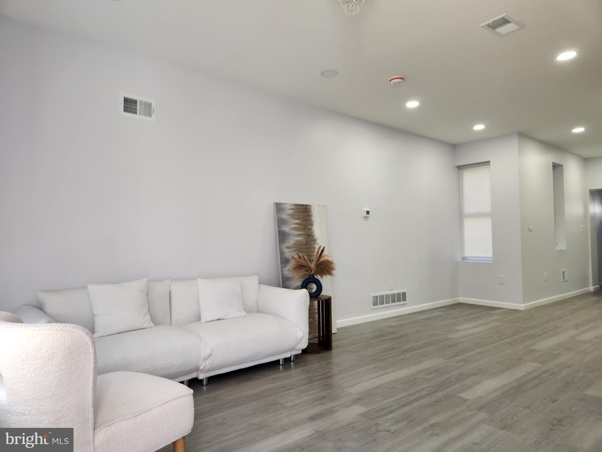 631 Cross Street Philadelphia, PA 19147 - Photo 6 of 41