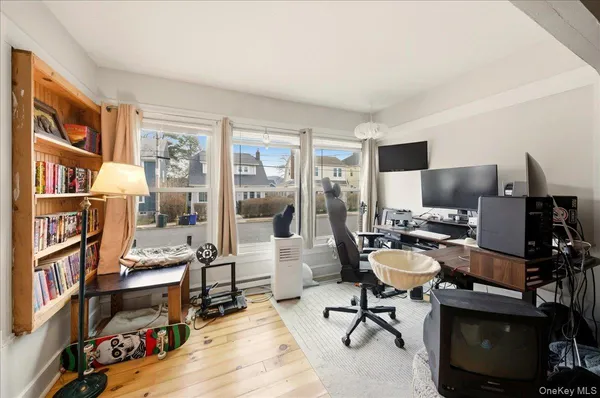 $1,600 | 23 Forsythe Place, Unit 1, Newburgh, NY 12550