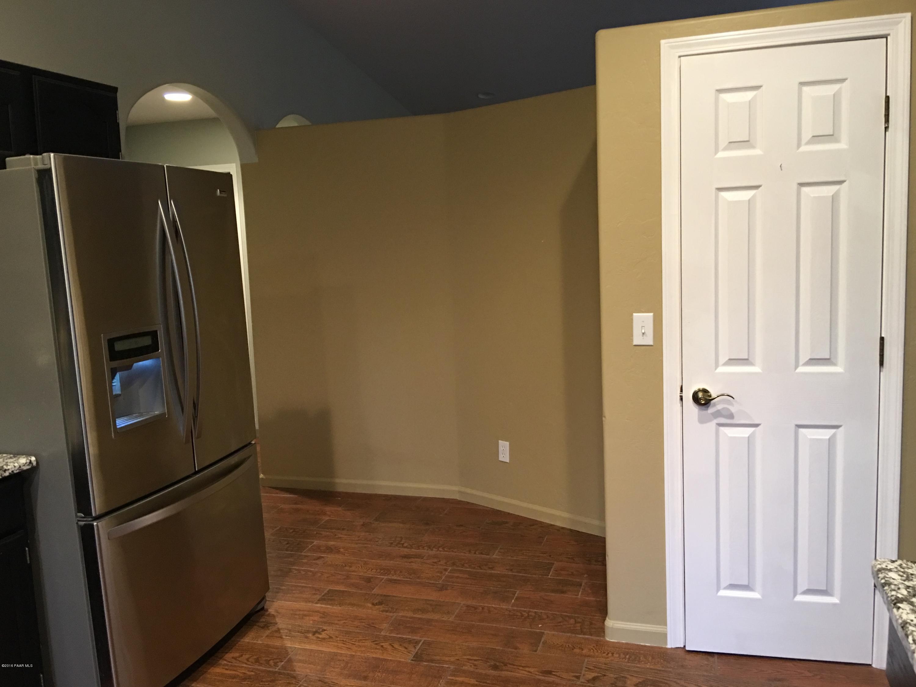 5427 North Long Rifle Road, Unit 215 Prescott Valley, AZ 86314 - Photo 8 of 27 IMG_0668