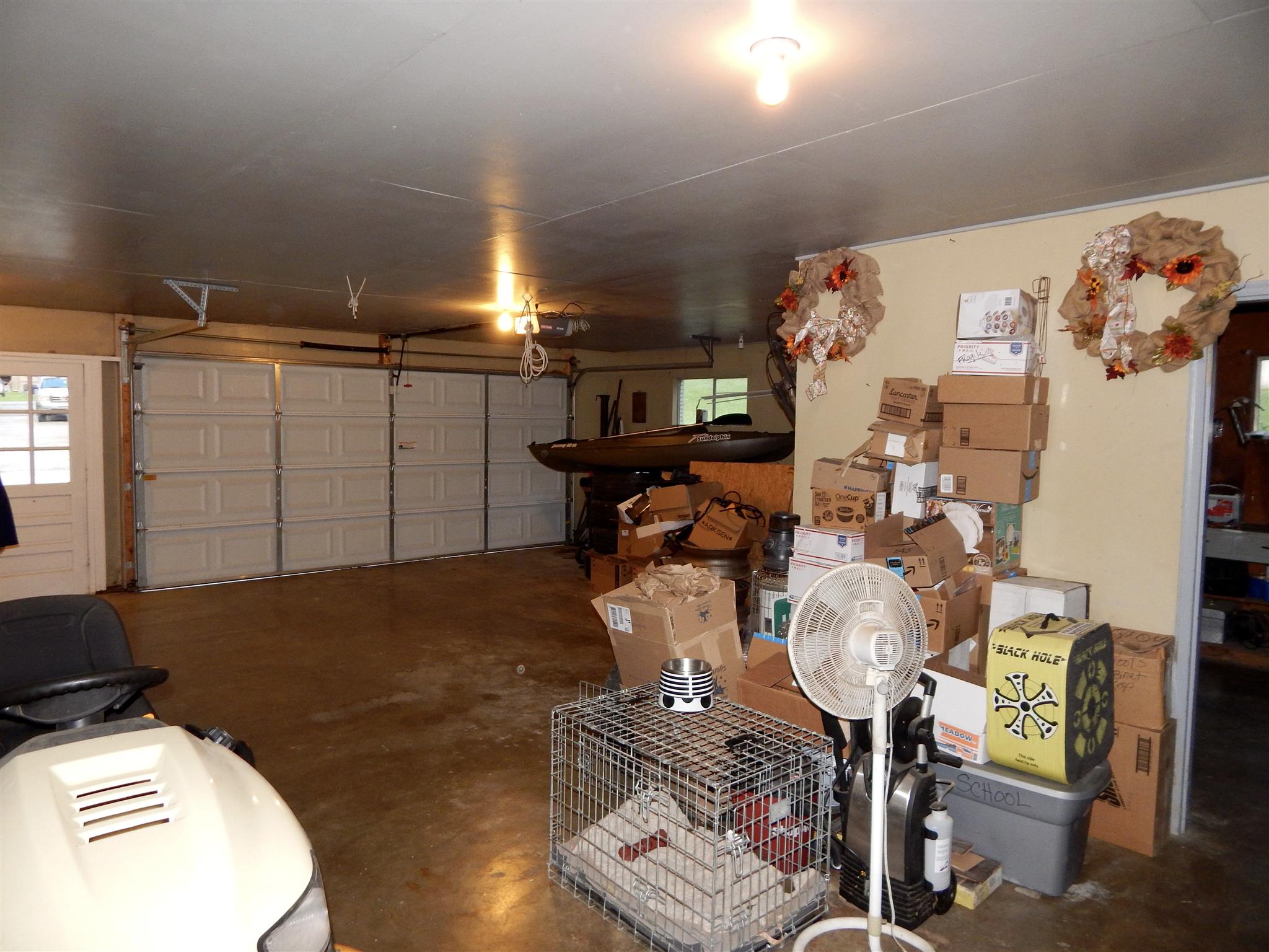 3617 Academy Road Portland, TN 37148 - Photo 24 of 27 a room with furniture and gym equipment