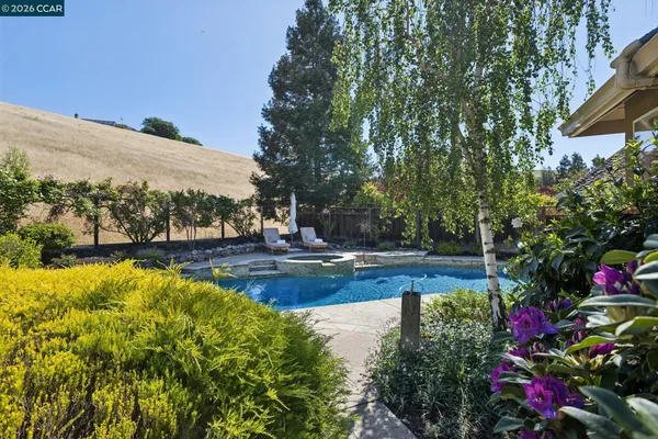 $2,575,000 | 680 Quail Crest Drive, Walnut Creek, CA 94598