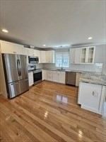 21 Lincoln Street, Unit 2 Reading, MA 01867 - Photo 6 of 8