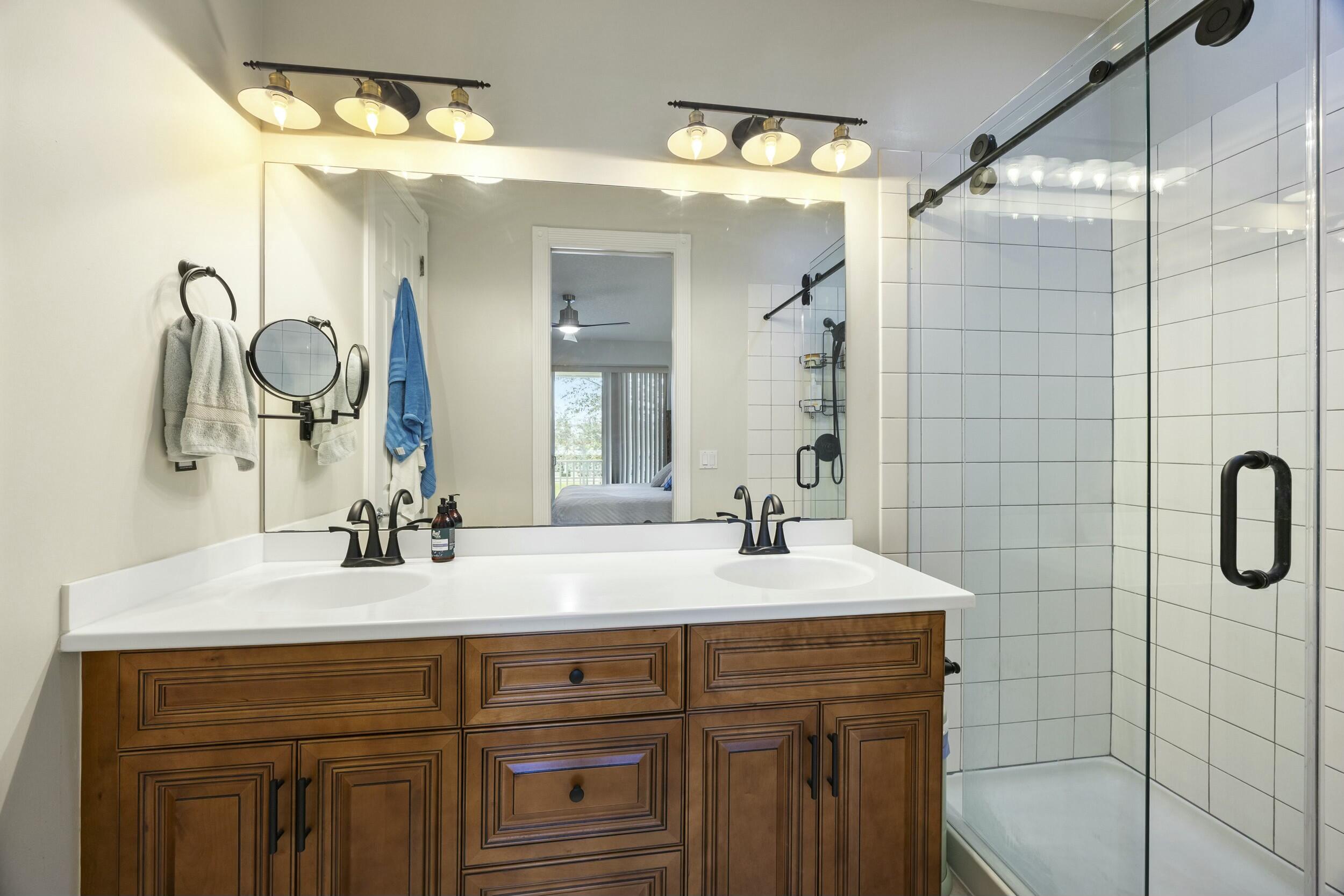 1311 North Jeaga Drive Jupiter, FL 33458 - Photo 18 of 39 tempImageLffado