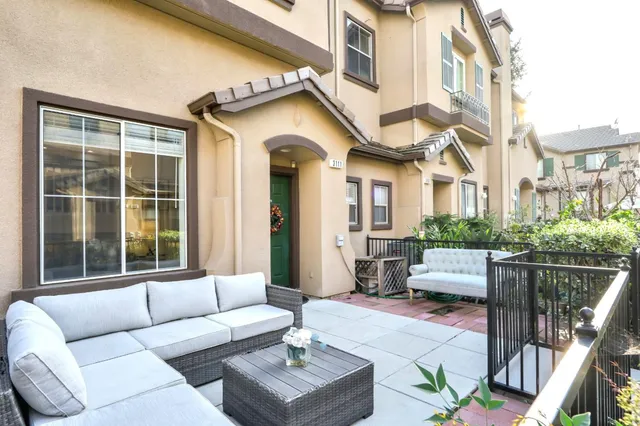 $1,150,000 | 3111 White Riesling Place, San Jose, CA 95135