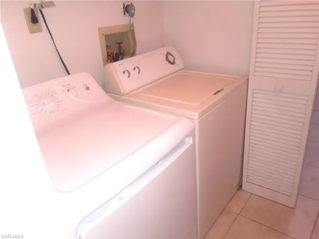 $1,900 | 536 111th Avenue North, Naples, FL 34108