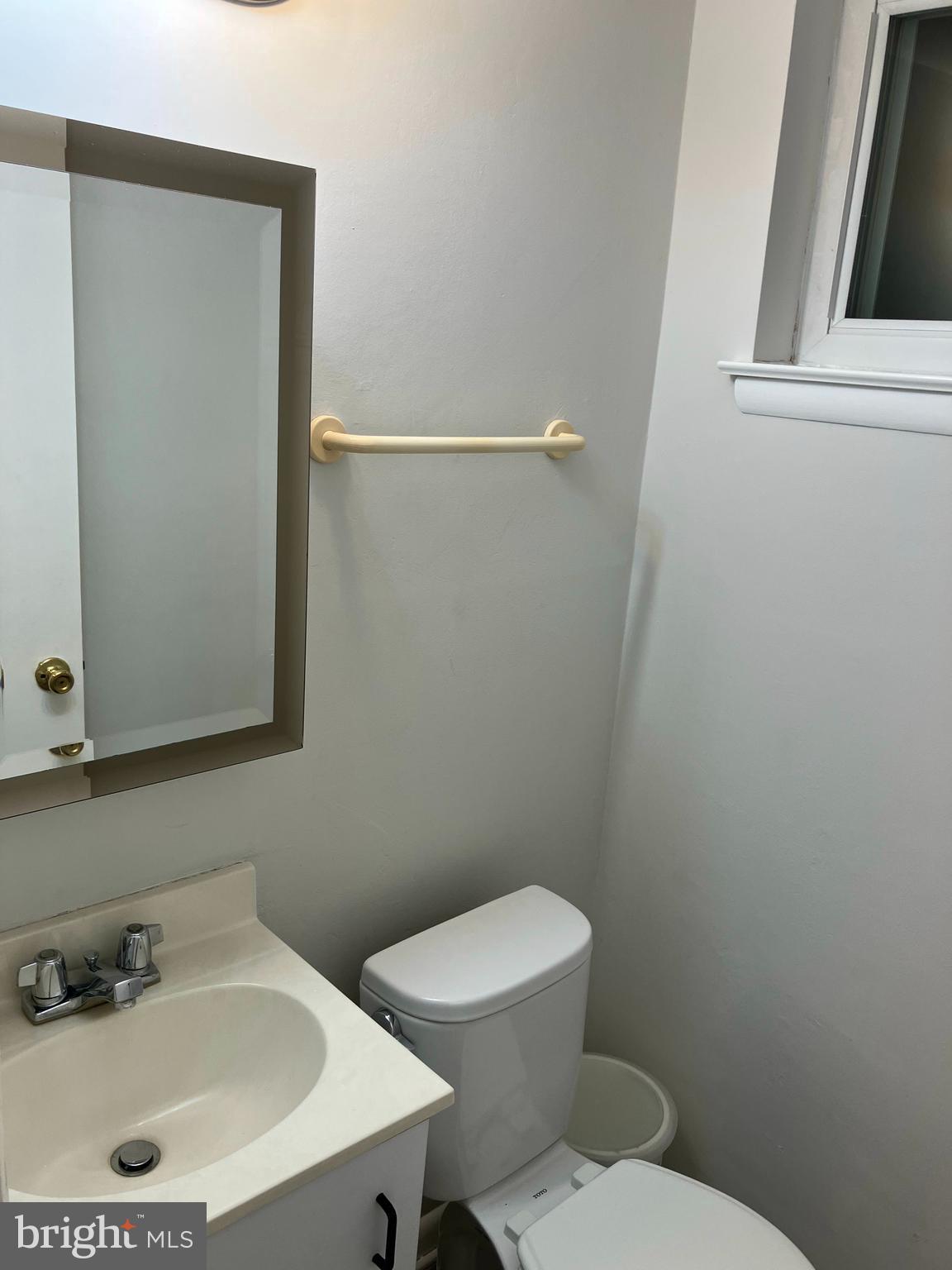 604 Sisson Street Silver Spring, MD 20902 - Photo 9 of 24 Gallery Image 9