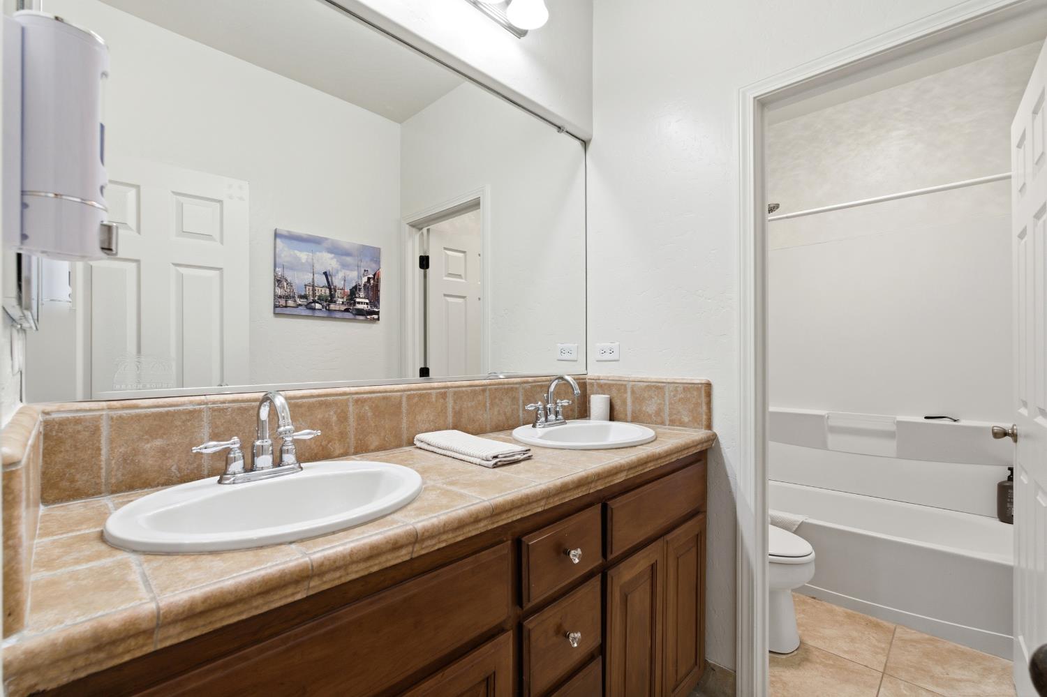 346 Martin Street Tulare, CA 93274 - Photo 28 of 41