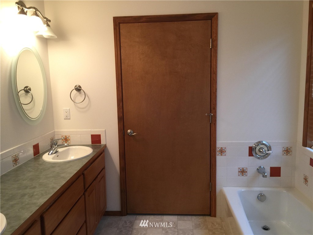 24604 Wicker Road Sedro-Woolley, WA 98284 - Photo 10 of 20 Gallery Image 10