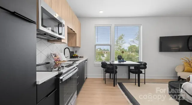 $2,132 | 4612 Gilead Street, Unit A3 1, Charlotte, NC 28217