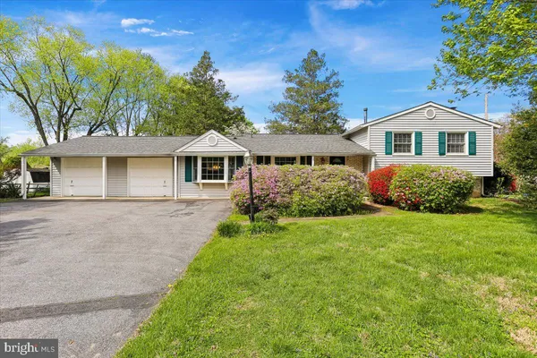 $685,000 | 7101 Blanchard Drive, Derwood, MD 20855